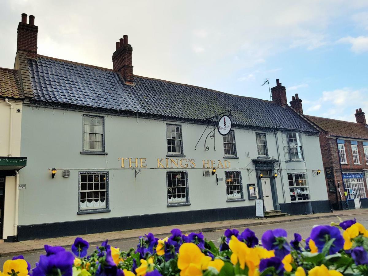 Kings Head Holt Panzió Holt  Kültér fotó